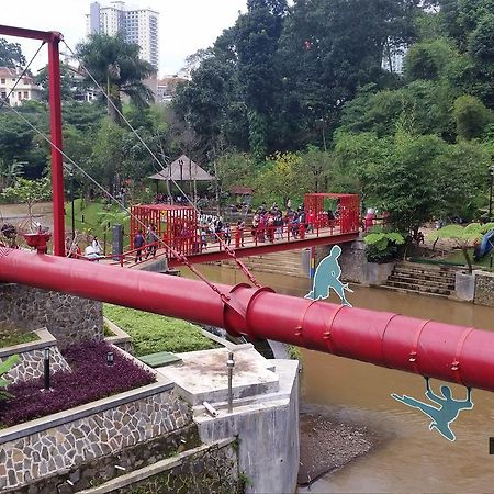Hotel Zen Premium Setrawangi Raya Bandung Exteriér fotografie