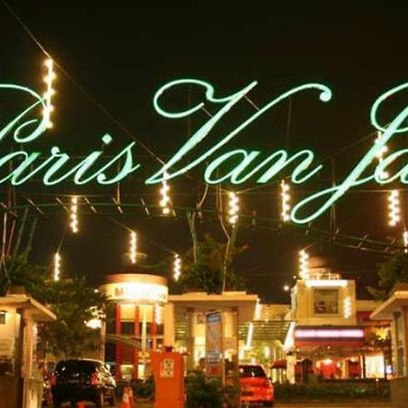 Hotel Zen Premium Setrawangi Raya Bandung Exteriér fotografie