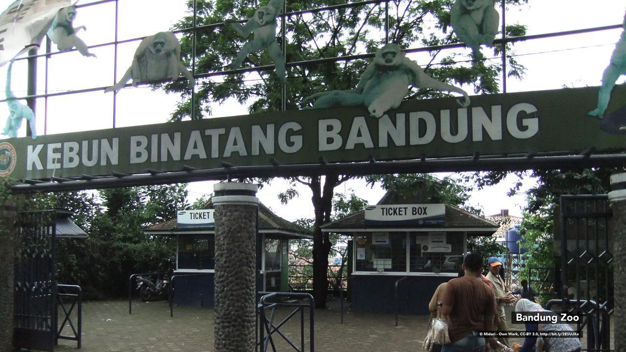 Hotel Zen Premium Setrawangi Raya Bandung Exteriér fotografie